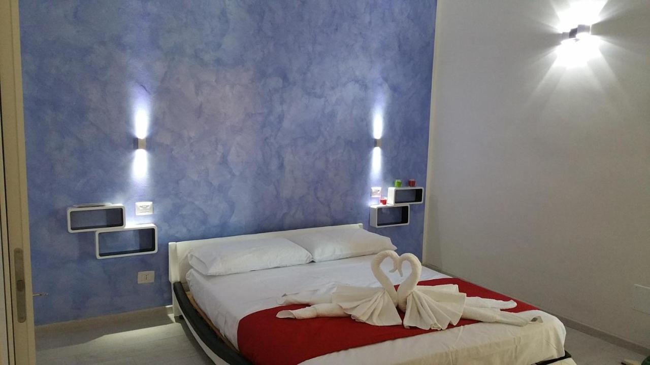 アックアッペーザ A Due Passi Dal Mare Bed & Breakfast エクステリア 写真