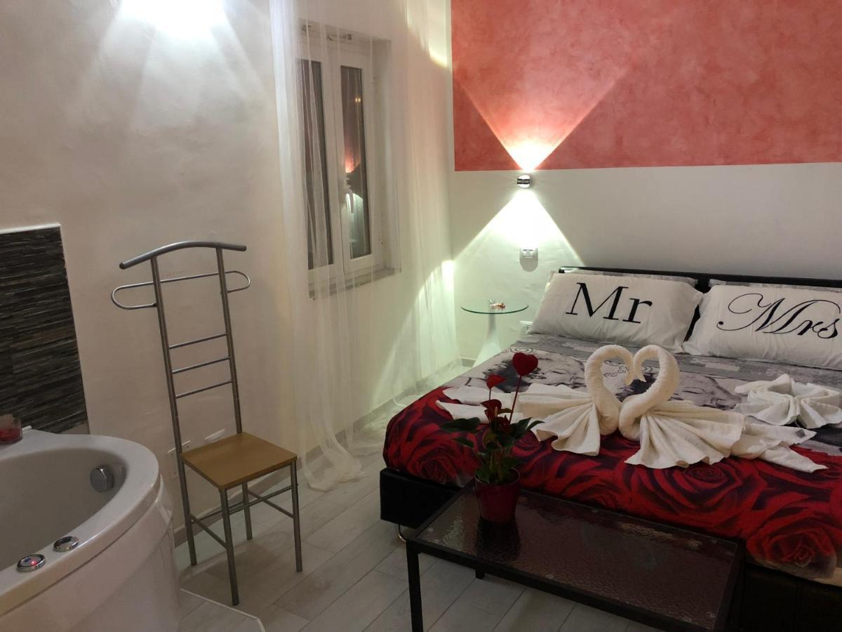 アックアッペーザ A Due Passi Dal Mare Bed & Breakfast エクステリア 写真